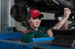 How to save a fortune on car servicing, maintenance and repairs